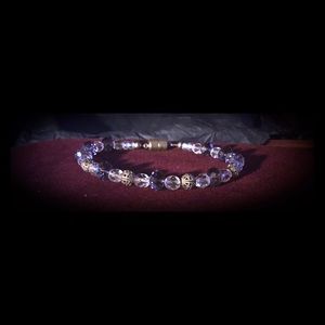 Bracelet made with Swarovski Crystals free second